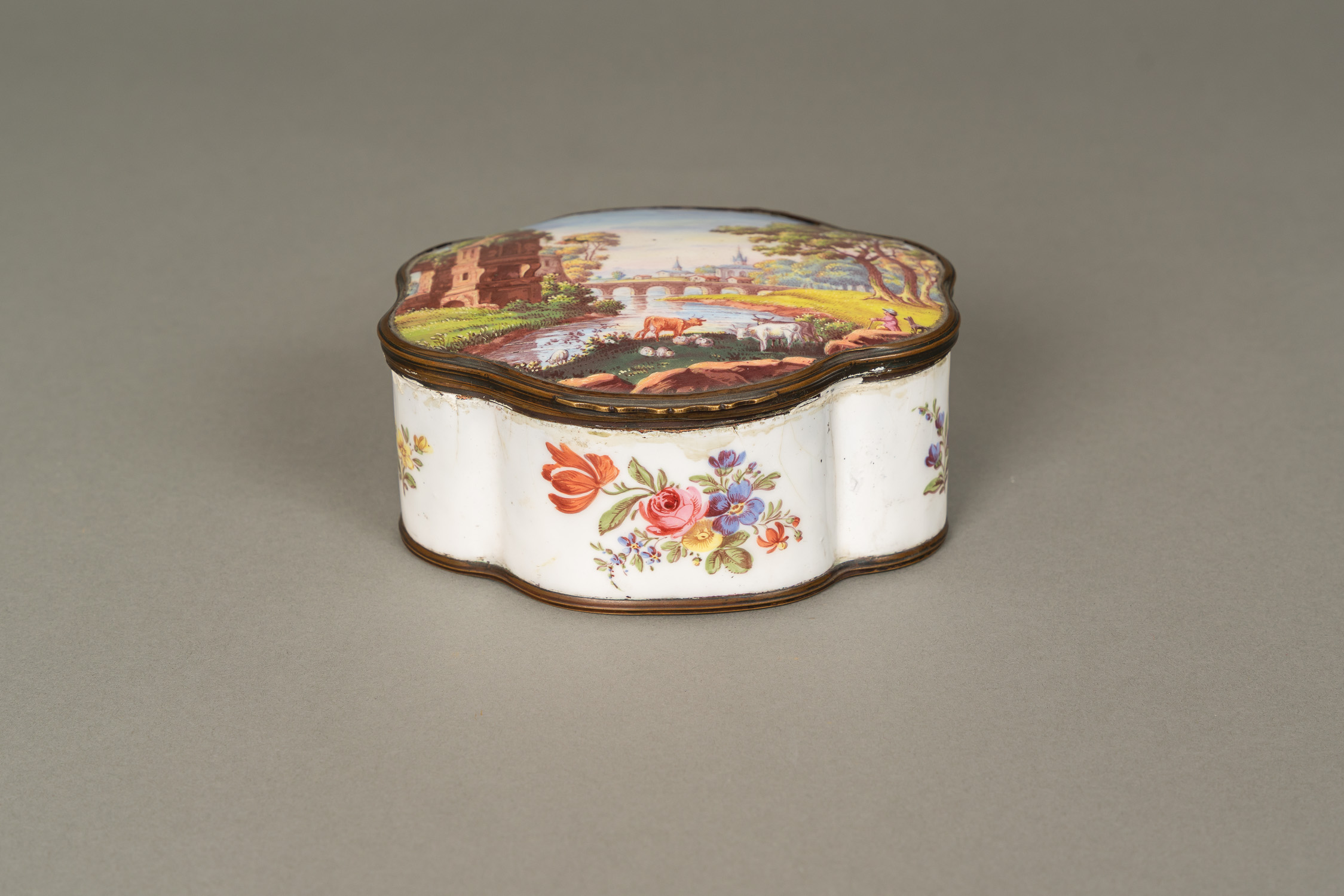 DEUTSCH AUCTIONEERS Lot193 in Detail DEUTSCH AUCTIONEERS Lot193 in Detail